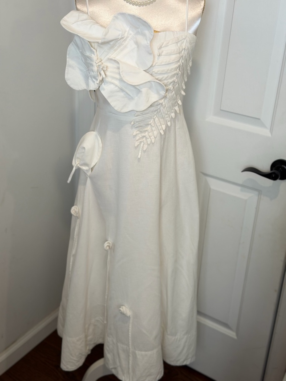 FARM Rio Cream Midi Dress with Floral Appliqué - Picture 7 of 16